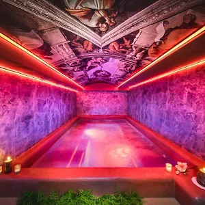 Point Boutique *** София